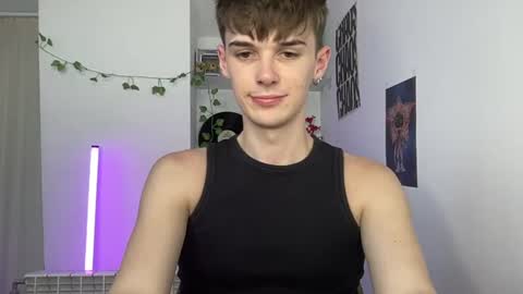 Snapshot of yoursweetyguy chatting on July 6, 2026, 3:14 pm yoursweetyguy online show from July 6, 2026, 3:14 pm