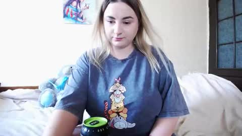 Snapshot of yourswetiegirl chatting on June 9, 2026, 8:48 am Sofia online show from June 9, 2026, 8:48 am