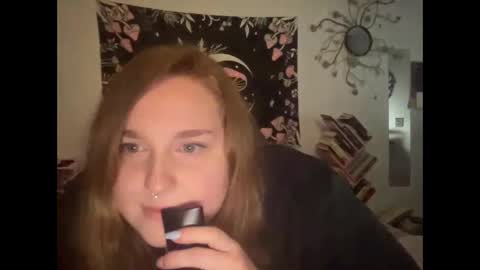 yourthickgingergoddess online show from January 24, 2025, 2:39 am