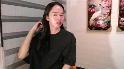 yourtinybunny online show from March 12, 2025, 5:46 am