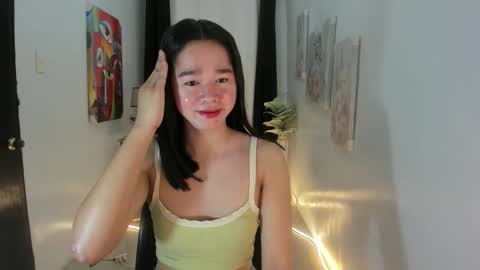 yourtinybunny online show from September 23, 2025, 9:56 am