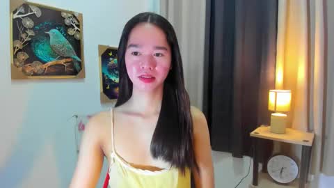 yourtinybunny online show from April 25, 2026, 12:41 pm
