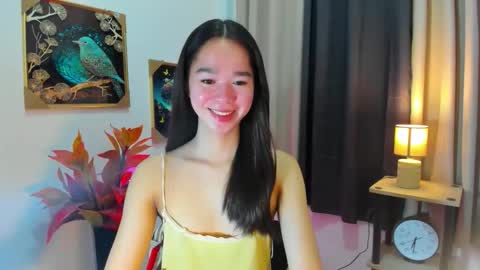 Snapshot of yourtinybunny chatting on May 3, 2026, 10:32 am yourtinybunny online show from May 3, 2026, 10:32 am