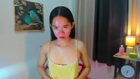 Snapshot of yourtinybunny chatting on May 16, 2026, 10:36 am yourtinybunny online show from May 16, 2026, 10:36 am