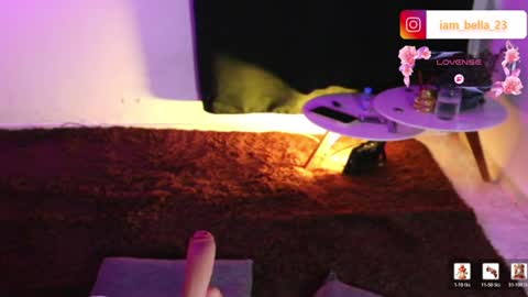 Snapshot of yourtoybella chatting on July 27, 2026, 6:59 pm Bella- Independert Model online show from July 27, 2026, 6:59 pm