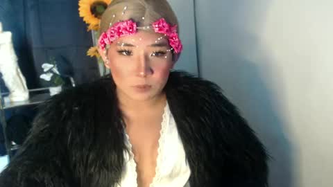 Snapshot of yourtransjeen chatting on February 25, 2025, 11:44 pm Jeen online show from February 25, 2025, 11:44 pm