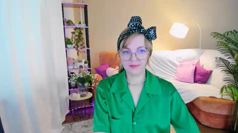 Alice online show from September 21, 2025, 9:44 am