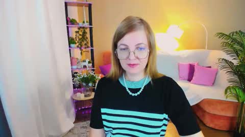 Alice online show from September 23, 2025, 4:26 am