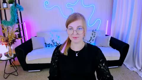 Alice online show from September 26, 2025, 9:57 am