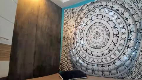 YourVenus00 -Follow my OF online show from December 18, 2025, 3:40 pm