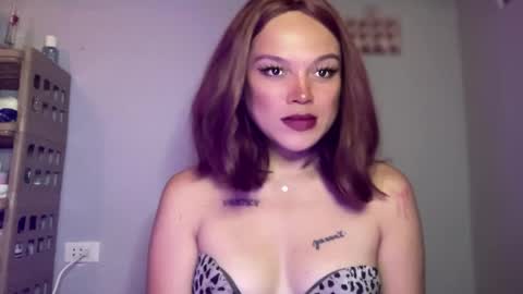 Snapshot of yourwildestdreamgirl chatting on April 1, 2026, 3:40 am ANDREA online show from April 1, 2026, 3:40 am