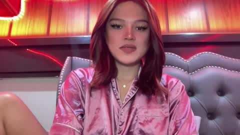 Snapshot of yourwildestdreamgirl chatting on June 5, 2026, 2:29 am ANDREA online show from June 5, 2026, 2:29 am