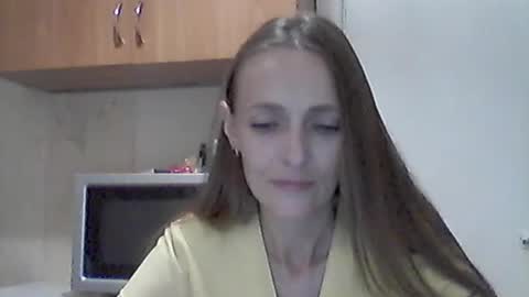 Snapshot of youur_light chatting on July 1, 2026, 5:34 pm Youur light online show from July 1, 2026, 5:34 pm