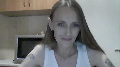Snapshot of youur_light chatting on July 12, 2026, 8:44 pm Youur light online show from July 12, 2026, 8:44 pm