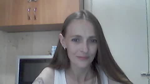 Snapshot of youur_light chatting on July 19, 2026, 6:00 pm Youur light online show from July 19, 2026, 6:00 pm