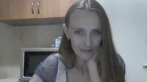 Snapshot of youur_light chatting on July 21, 2026, 6:21 pm Youur light online show from July 21, 2026, 6:21 pm