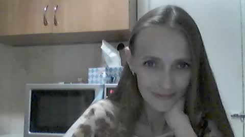 Snapshot of youur_light chatting on July 30, 2026, 6:40 pm Youur light online show from July 30, 2026, 6:40 pm