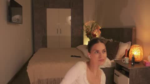 Snapshot of youur_sweetheart chatting on June 1, 2026, 12:29 pm youur_sweetheart online show from June 1, 2026, 12:29 pm