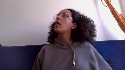 elizabeth  ju   online show from December 8, 2024, 7:00 pm