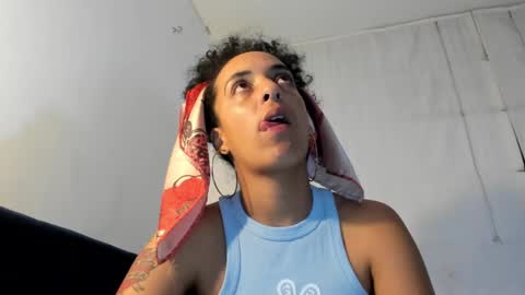 elizabeth  ju   online show from February 28, 2025, 2:53 am