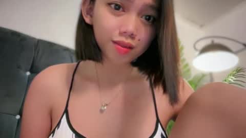 YowgineTheGreat online show from February 21, 2025, 3:10 pm