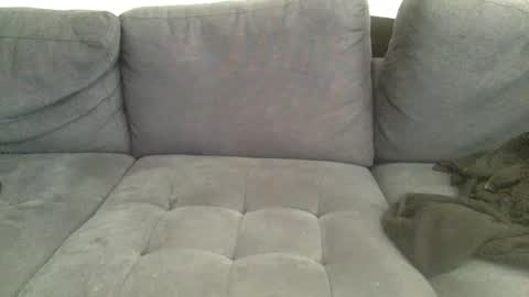 yque online show from January 27, 2025, 7:03 pm