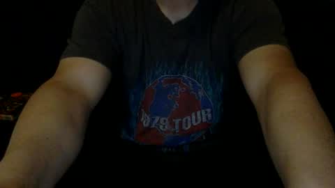 yque online show from November 16, 2025, 7:58 am