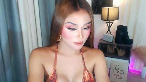 Snapshot of ysabellefox chatting on June 21, 2026, 10:07 am ysabellefox online show from June 21, 2026, 10:07 am