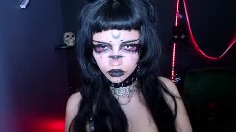 yueeclipssa online show from July 2, 2026, 6:14 pm