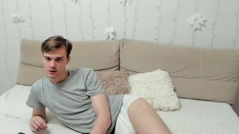 Snapshot of yueslang chatting on June 16, 2026, 8:00 pm Yue Lang and Samm online show from June 16, 2026, 8:00 pm