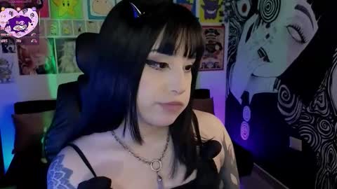 Snapshot of yuhwa chatting on October 7, 2025, 11:13 pm rawr Anne Independent model online show from October 7, 2025, 11:13 pm