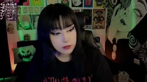 Snapshot of yuhwa chatting on October 27, 2025, 11:20 pm rawr Anne Independent model online show from October 27, 2025, 11:20 pm