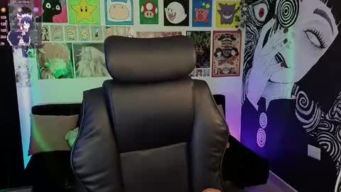 Snapshot of yuhwa chatting on November 27, 2025, 6:32 pm rawr Anne Independent model online show from November 27, 2025, 6:32 pm