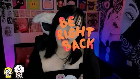    rawr   Anne Independent model      online show from December 13, 2025, 9:20 pm