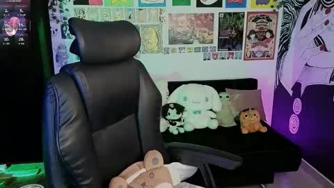    rawr   Anne Independent model      online show from January 18, 2026, 1:42 am