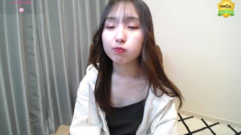 Snapshot of yui_x chatting on January 12, 2025, 11:50 am yui_x online show from January 12, 2025, 11:50 am