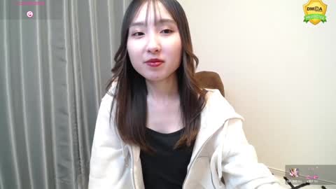 Snapshot of yui_x chatting on January 13, 2025, 10:25 am yui_x online show from January 13, 2025, 10:25 am