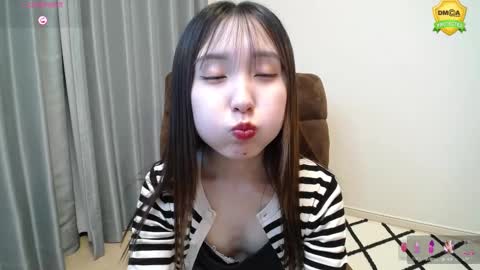 Snapshot of yui_x chatting on February 26, 2025, 1:08 pm yui_x online show from February 26, 2025, 1:08 pm