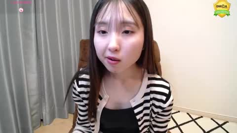Snapshot of yui_x chatting on February 27, 2025, 12:23 pm yui_x online show from February 27, 2025, 12:23 pm