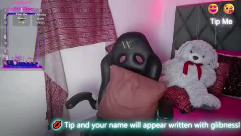 Yuki online show from March 7, 2026, 7:33 pm