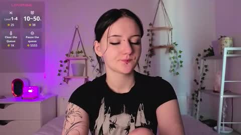 Ellie online show from March 18, 2026, 8:39 am