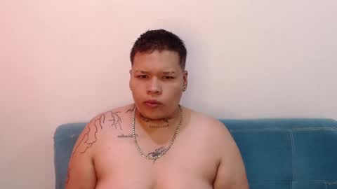 yul and val couple online show from October 5, 2025, 10:07 pm