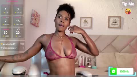 Snapshot of yuliana_milleer chatting on September 15, 2025, 7:58 pm Yuliana online show from September 15, 2025, 7:58 pm