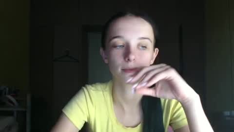 Snapshot of yuliastar chatting on October 2, 2025, 11:28 am Yuliia online show from October 2, 2025, 11:28 am