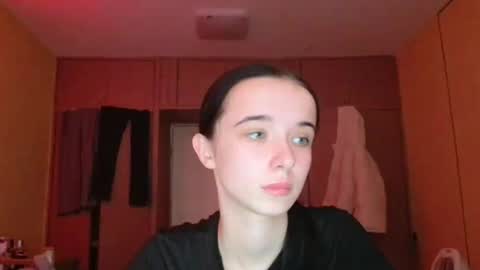 Yuliia online show from December 18, 2025, 9:26 am