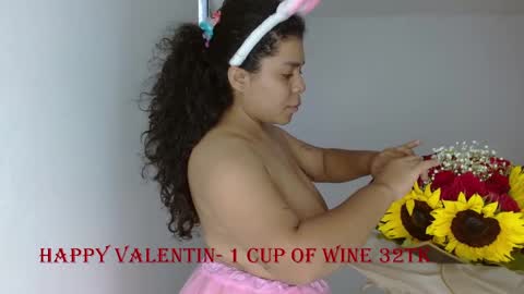 Yuli and SaraIndependent model online show from February 15, 2025, 5:17 pm