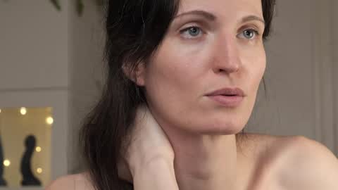 yulla dao online show from January 16, 2025, 2:08 pm