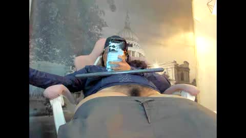 Snowflake online show from October 7, 2025, 2:31 am