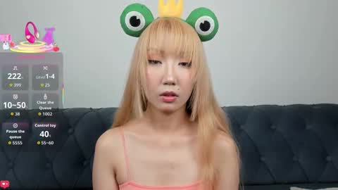 Snapshot of yume_ko chatting on September 13, 2025, 2:17 pm yume_ko online show from September 13, 2025, 2:17 pm