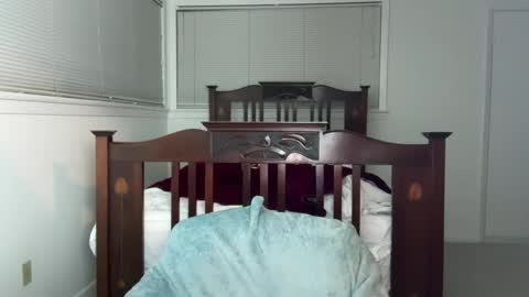 Snapshot of yumiandwolf chatting on December 3, 2025, 3:14 am yumiandwolf online show from December 3, 2025, 3:14 am